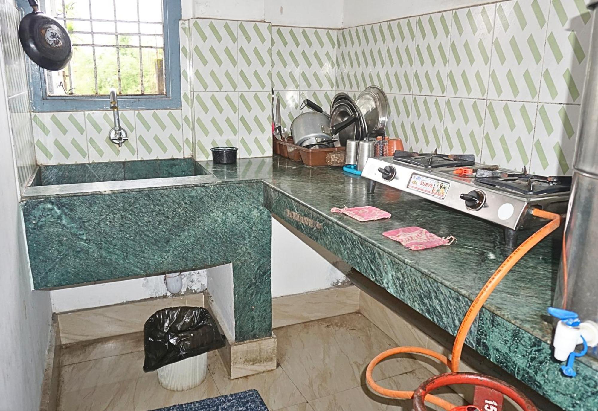 Taj Residency Holiday Homestay -Entire 1Bhk & 2Bhk Private Apartments -Call 767Ooo54Oo Jorhāt Extérieur photo